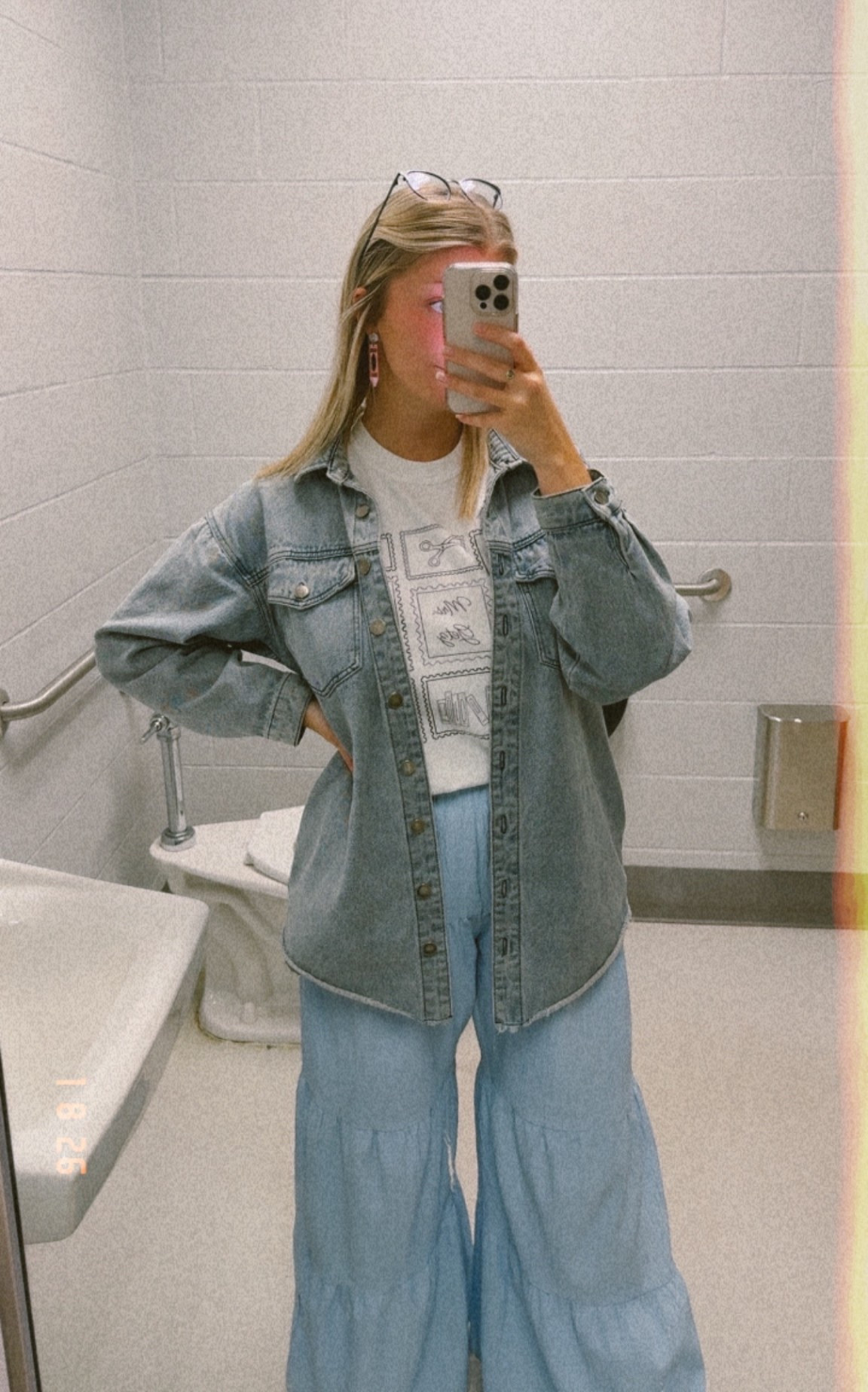 another day, another jean jacket outfit 

#LTKFindsUnder50 #LTKdayinmylife #LTKootd