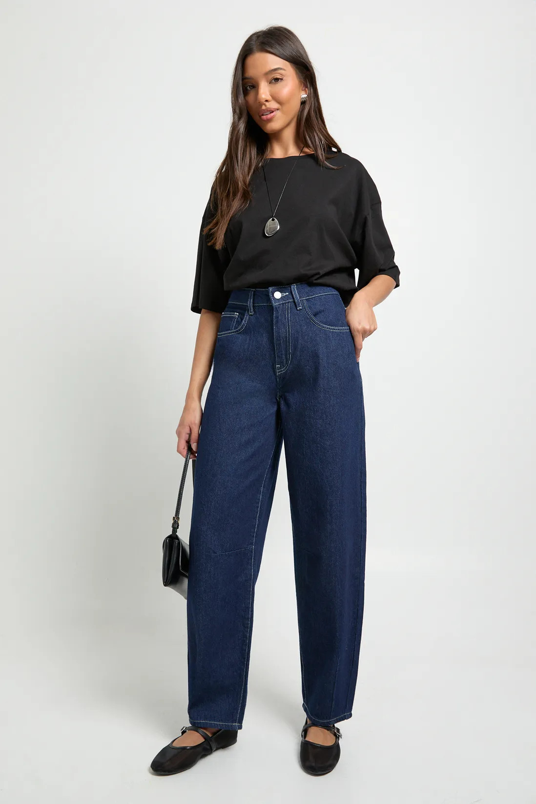 Mid Waist Barrel Fit Jean | boohoo (US & Canada)