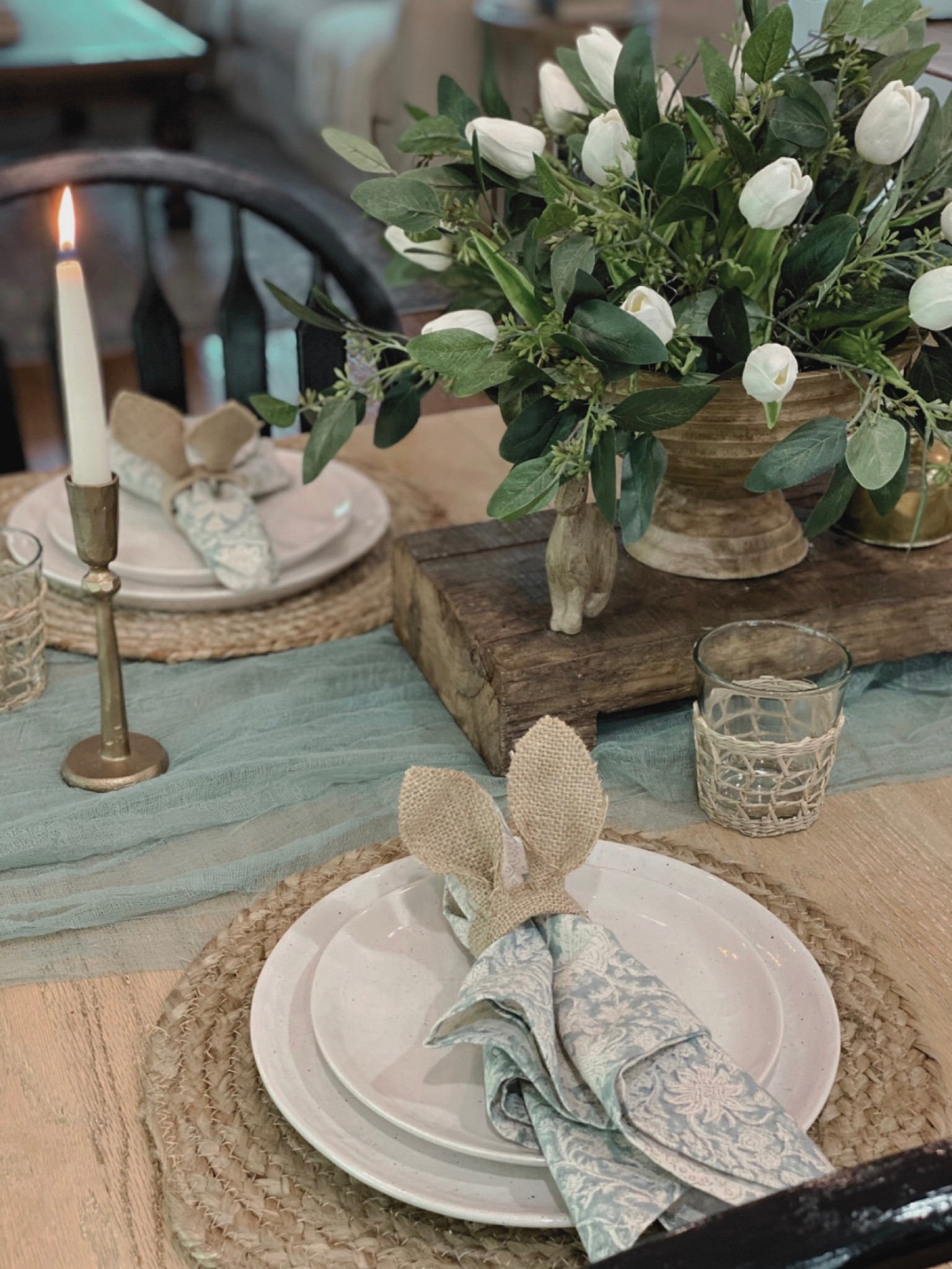 Spring tablescape 

#LTKSeasonal #LTKhome