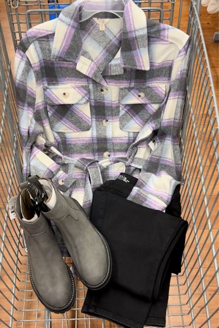 Plus size plaid shacket at Walmart 

#LTKcurves #LTKunder50 #LTKstyletip