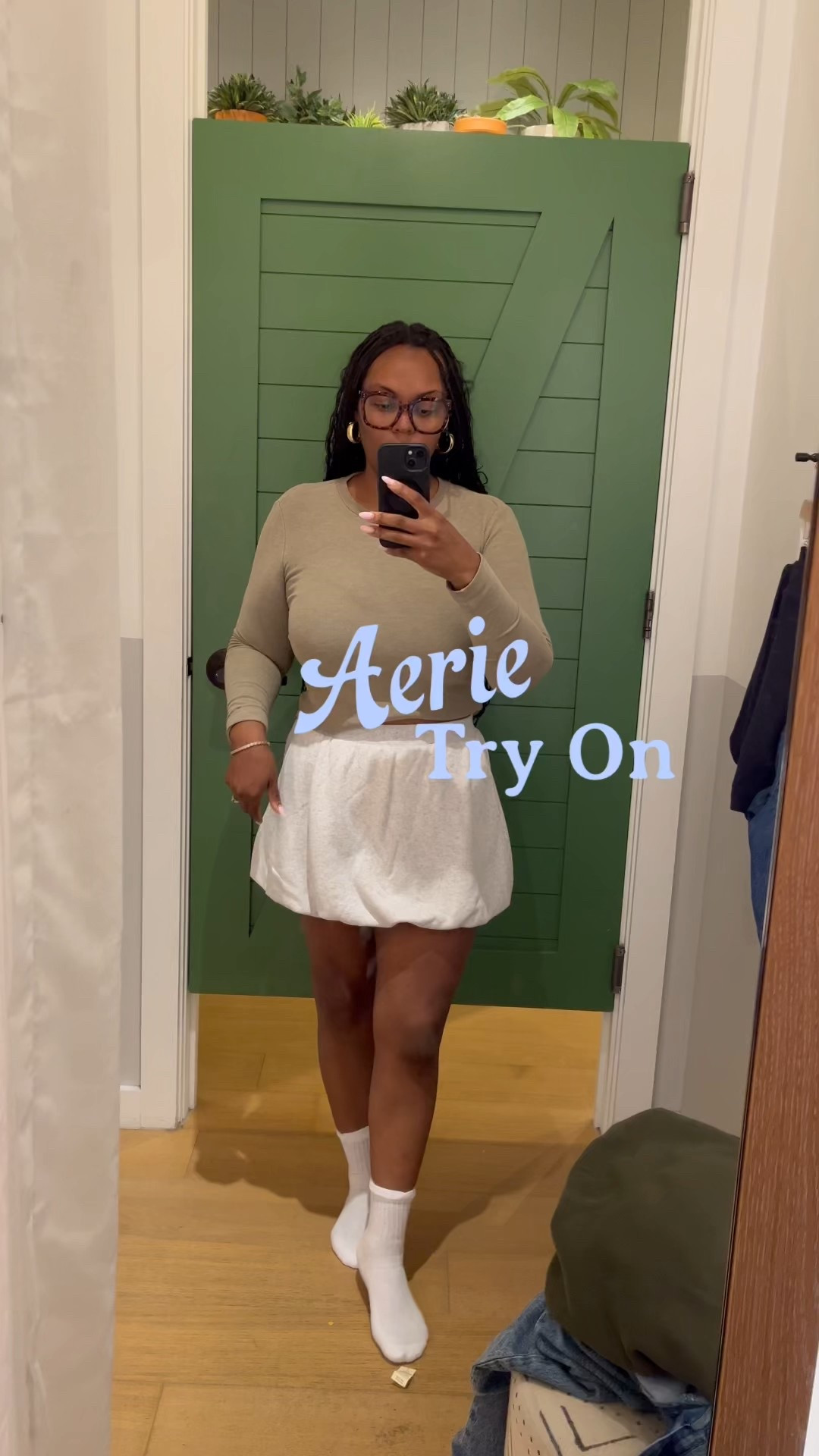 This skort is on clearance for a price that can’t be beat!! $5!!!!