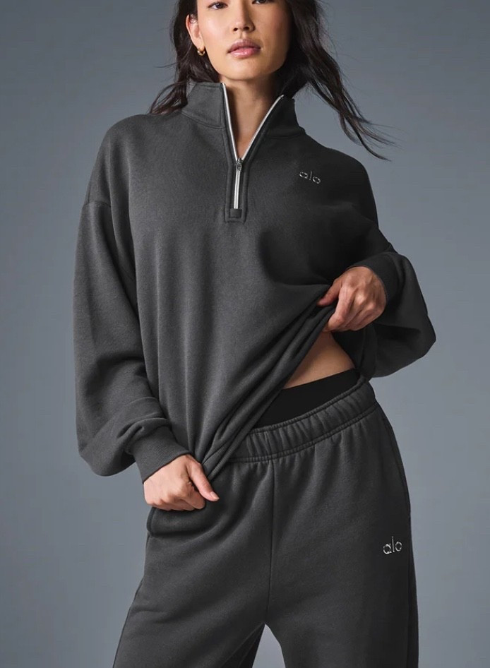 Stupid
Expensive but I’m obsessed with the silver ALO logo with the dark gray 🩶

#LTKWorkwear #LTKSeasonal #LTKTravel