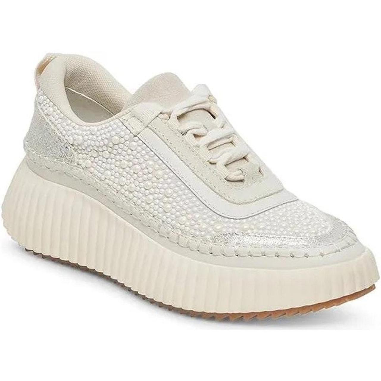 Dolce Vita Women's Sneakers - White - US 8 | Depop US