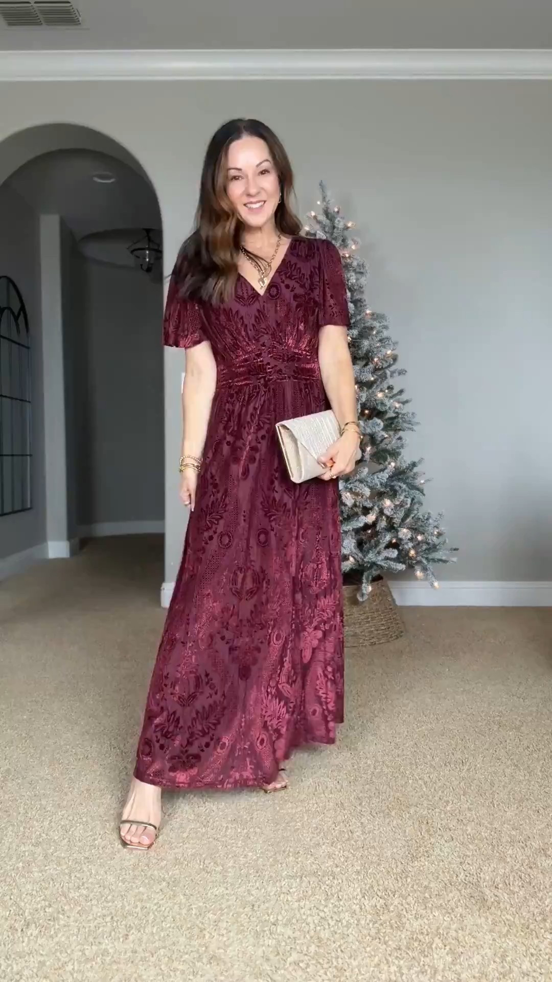  Gorgeous Dress for the holidays. It has beautiful fabric and is super comfortable. Pair with some strappy heels and a clutch. Wearing a small. For ref: I'm 5'1", 109lbs #holidayready

#LTKHoliday #LTKSeasonal #LTKPetite