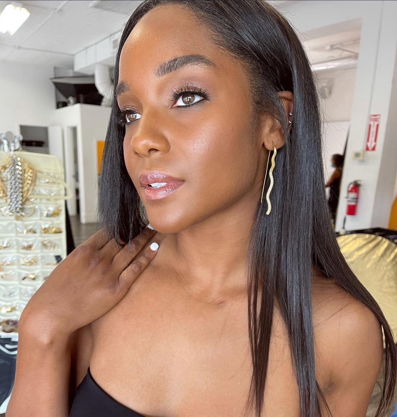 Get into this natural makeup look I did for a campaign shoot! Clean skin, glowing highlighter and structured brows are the pillars. A tip for even toned foundation? Use a stippling brush to apply! This is a big, fluffy dual fiber brush. Push the makeup into the skin and lightly tap first, then lightly sweep it over your face to smooth. All the products I used are linked! Buying from one place is less stressful, so I’ve put an edit together from Sephora only. So much nicer to shop online at Sephora than braving the in store experience. 🤣Message me with any questions about how to shop for the best tones and colors for you!

#LTKBeauty #LTKOver40 #LTKFindsUnder50