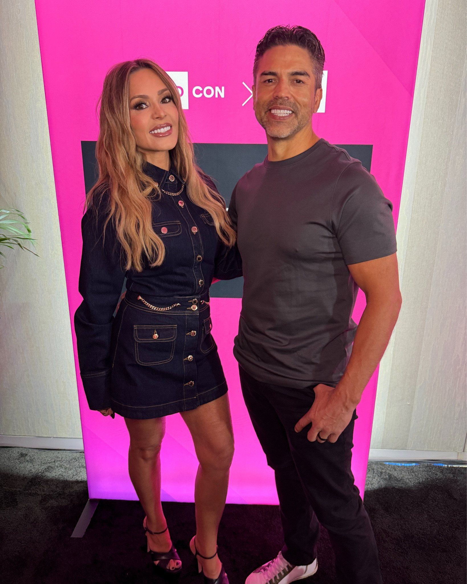 All is good in the world… we’re going to Andale’s! 🍊

This denim dress from Retrofête is too cute!

#LTKootd #LTKSeasonal #LTKdayinmylife