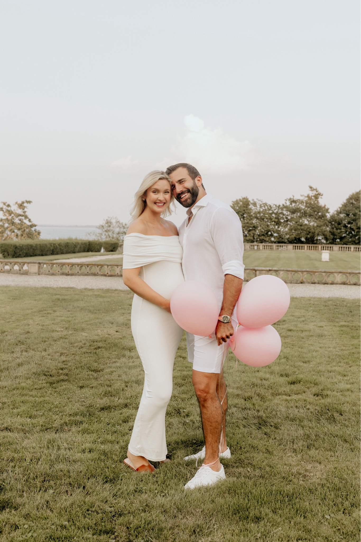 The most flattering and comfy dress that accentuates the bump! #ltkpregnancy 

#LTKStyleTip #LTKBump #LTKBaby