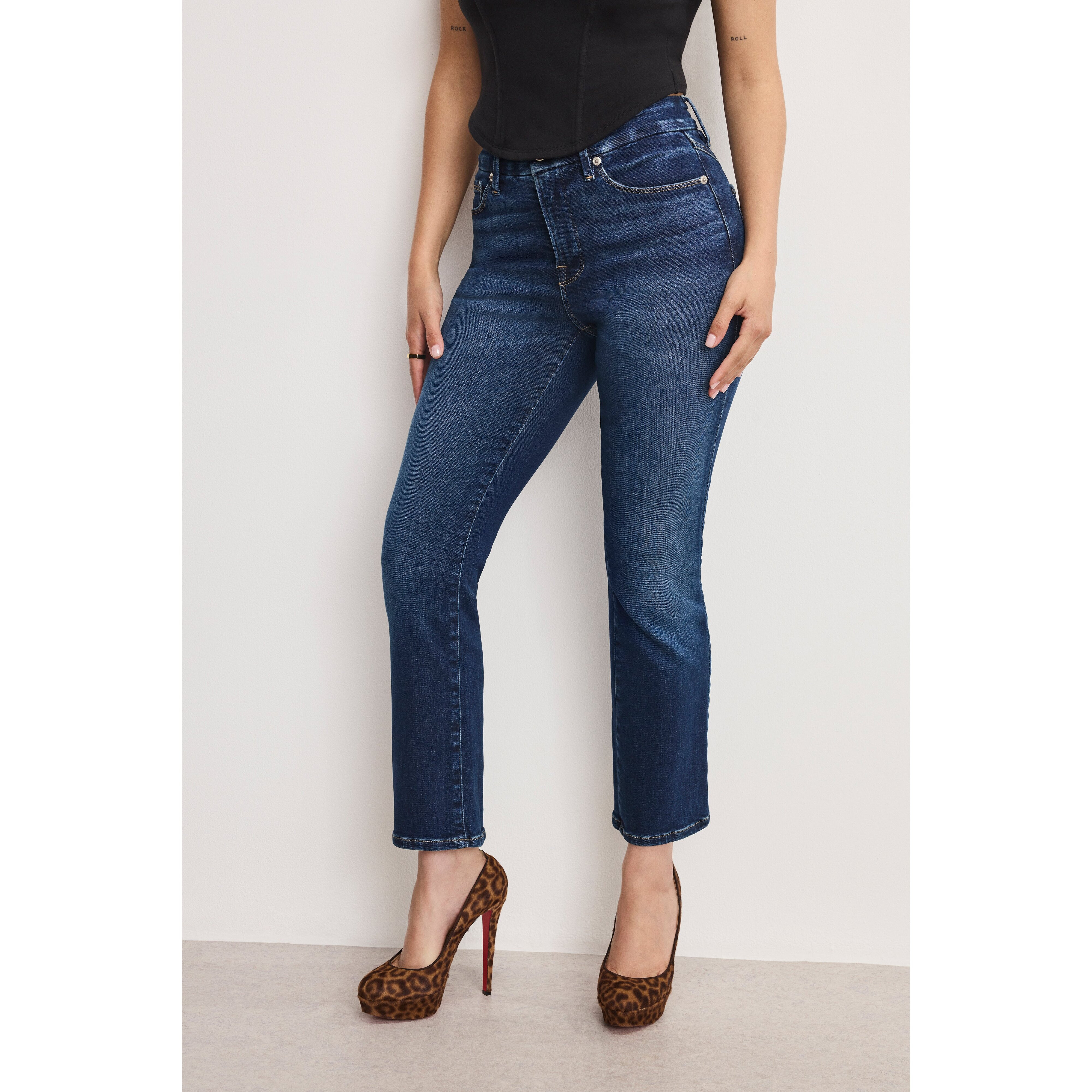 Women's Dolly Joleans Petite Straight Jeans | Indigo, 0 Size 16 Plus | Good American by Khlo� Kardashian | Good American