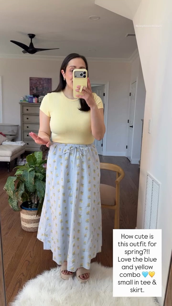 How cute is this outfit for spring?!! Love the blue and yellow combo 🩵💛 small in tee & skirt.  @targetstyle @target