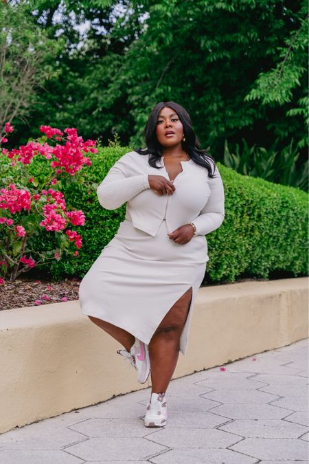 This set from Nike is the perfect versatile outfit. I could run errands and then go straight to the gym! She is comfort and she is CUTE✨

plus size fashion, nike, fitness, chill set, shoppers, mother’s day, gym fit, gym outfit inspo, workout, fit, style guide, curvy, skirt, two piece set

#LTKActive #LTKfitness #LTKplussize