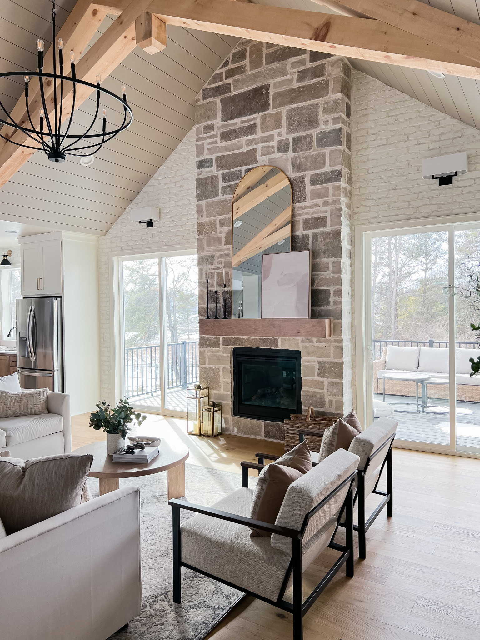 Living room decor - living room inspiration - main room - living room furniture - farmhouse decor - farmhouse furniture

#LTKhome