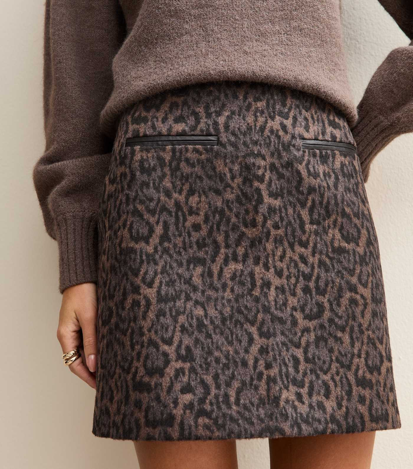Brown Brushed Leopard Print Mini Skirt | New Look | New Look (UK)