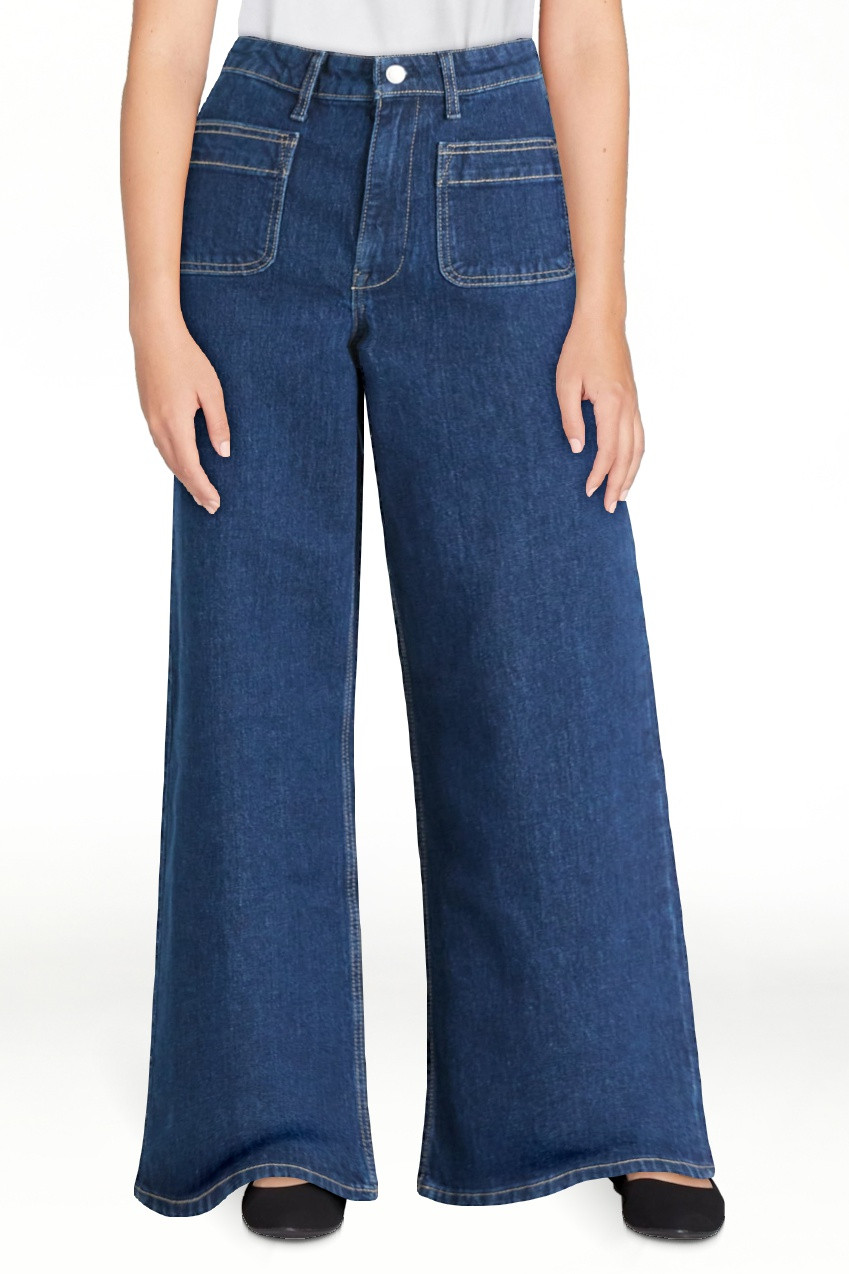 Free Assembly Women's and Women's Plus Wide Leg Jeans with Patch Pockets, 30", 32", and 34" Insea... | Walmart (US)
