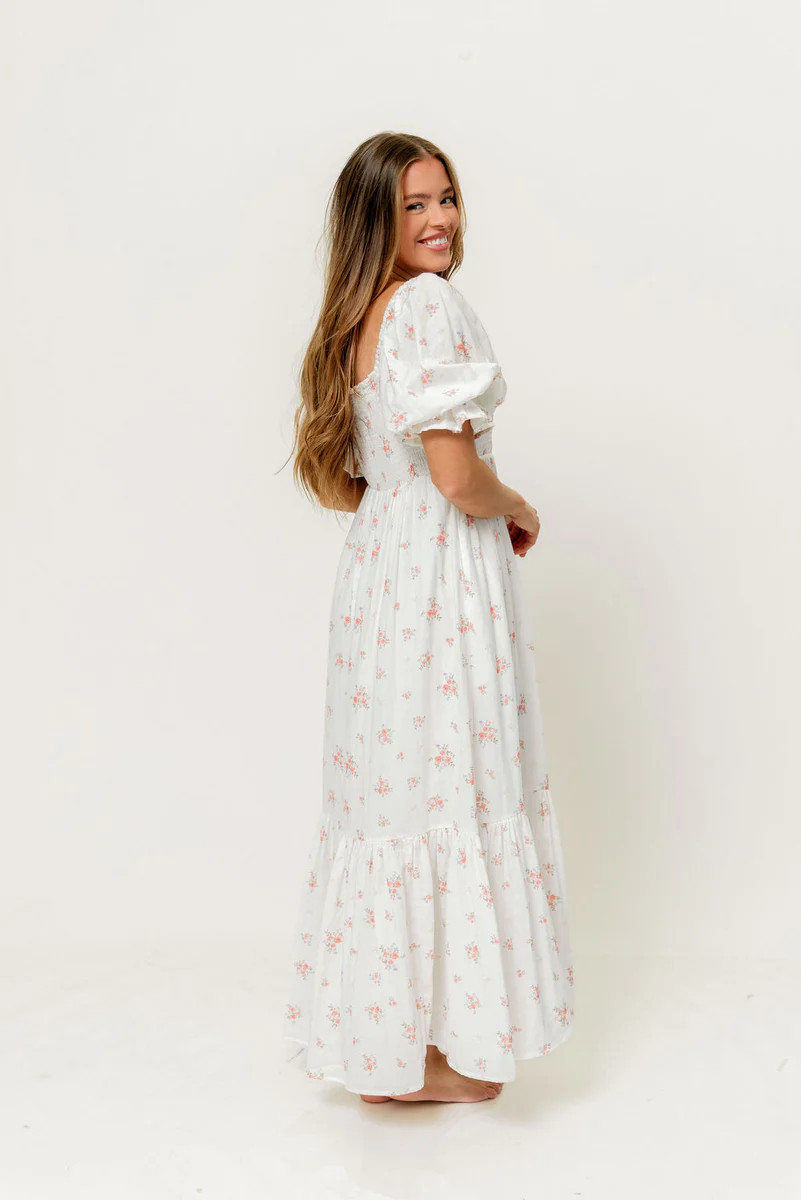 Livvy Maxi Dress in Off White/Pink Floral *12/27 PRE-ORDER* | Worth Collective