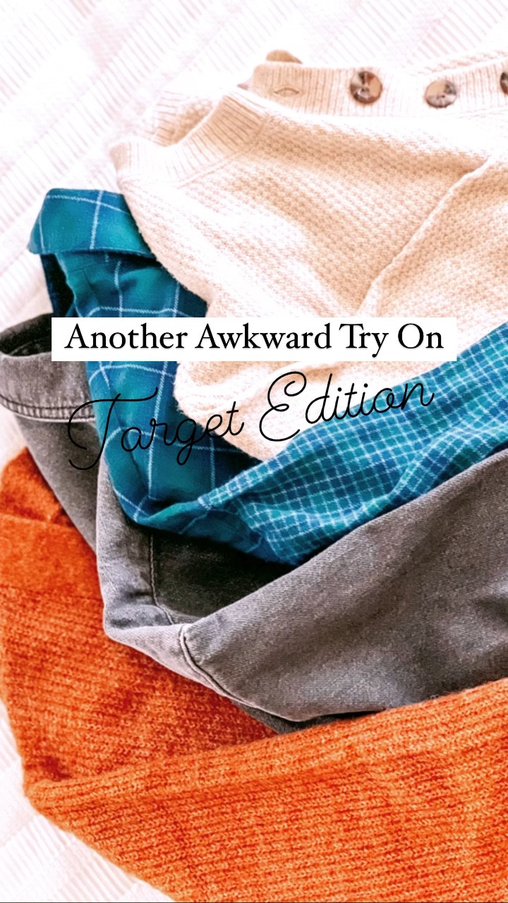 Ran through Target the other day, grabbed all these things without trying them on, and they were all winners. I may exchange the sweater for a different color, because it feels a little too monochromatic for me, but fit wise everything was 🙌🏼 and that never happens!
#fallrefresh #midsize #midsizeooks #midsizedmom #easyfalllook #easymomlooks