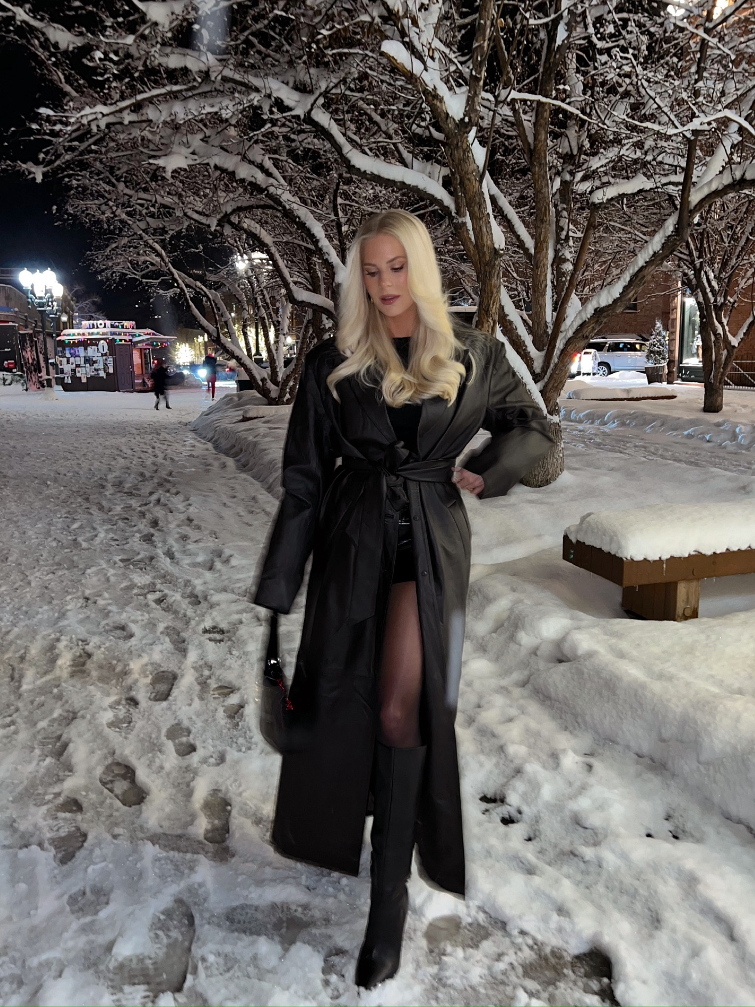 Aspen Dinner Outfit - wearing a small in top & shorts, small in coat, linking similar boots! #kathleenpost

Aspen trip, mountain outfit, mountain vibes, winter date night

#LTKStyleTip #LTKTravel #LTKSeasonal