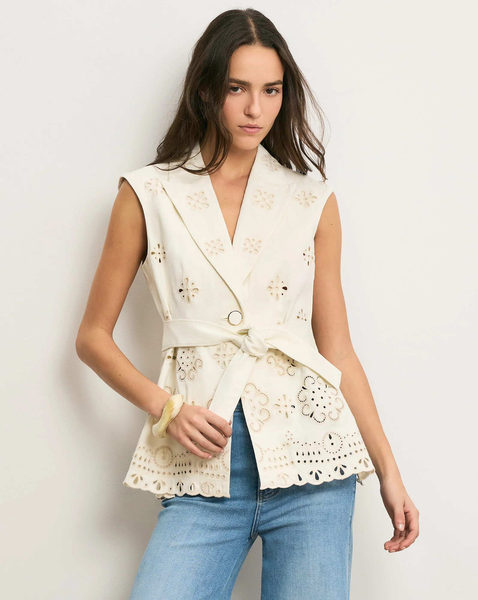 Veronica Beard Townes Eyelet Vest Dove White | Veronica Beard