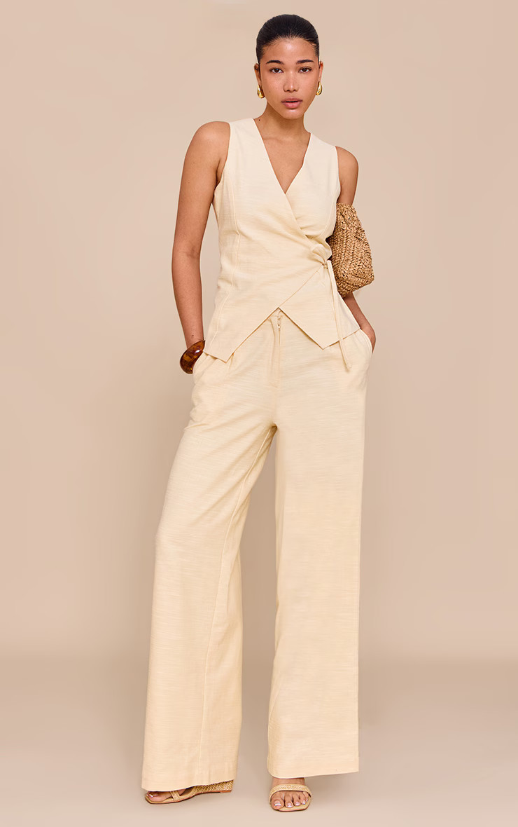 Almond Textured Pleat Mid Rise Wide Leg Pants | PrettyLittleThing US
