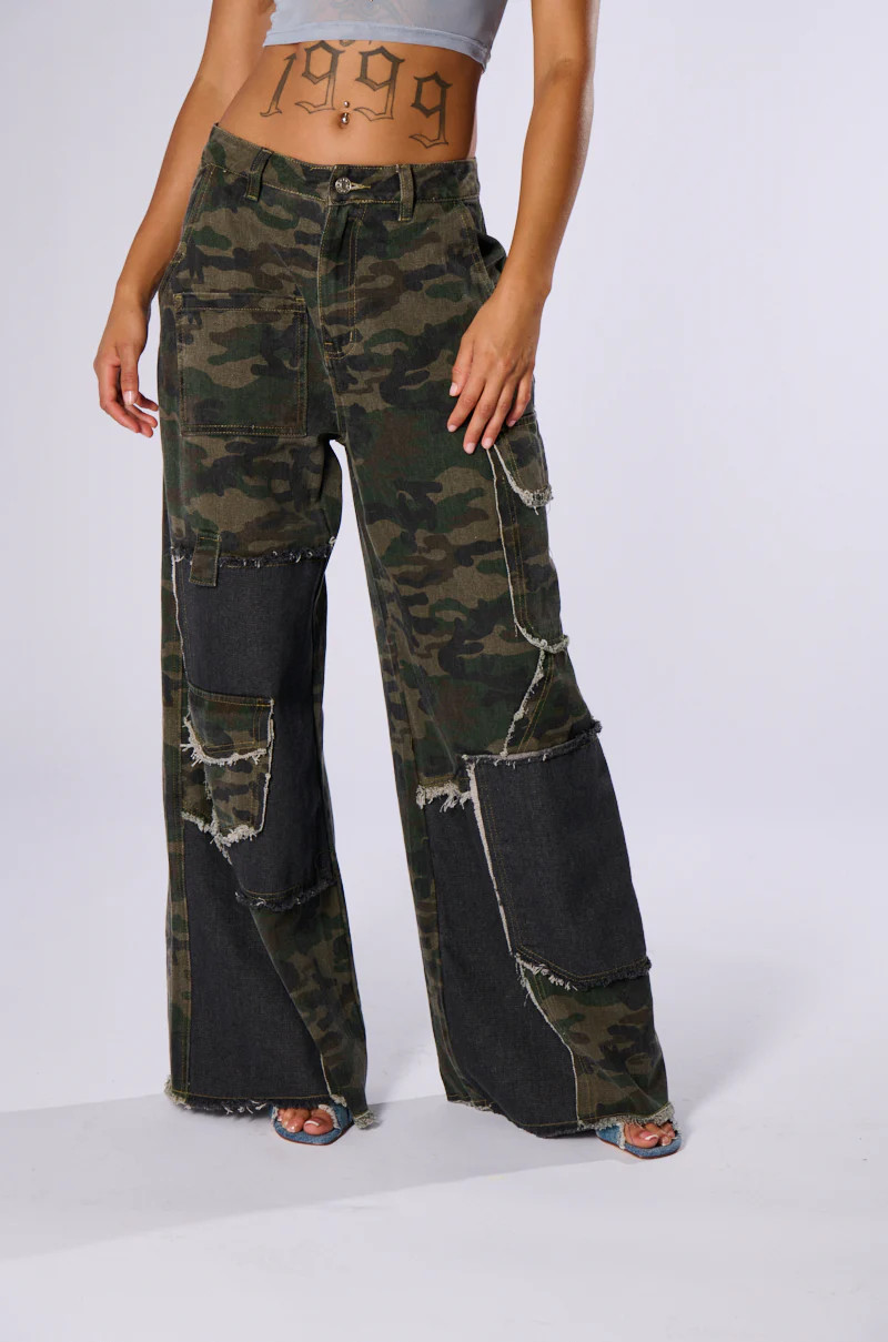 MORE TIME FOR FUN CAMO PANT | AKIRA