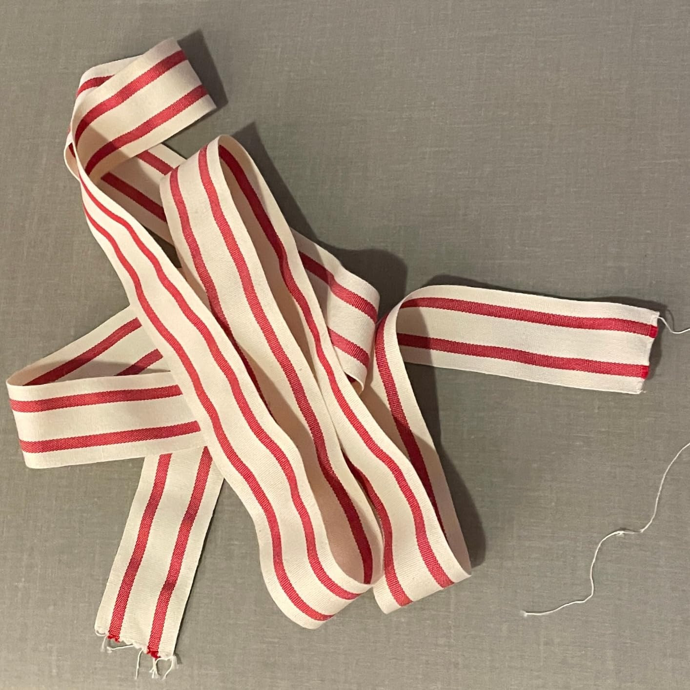 MEEDEE Natural Cotton Stripes Fabric Ribbon 1 inch Red and White Stripe Ribbon for DIY Crafts, Gi... | Amazon (US)