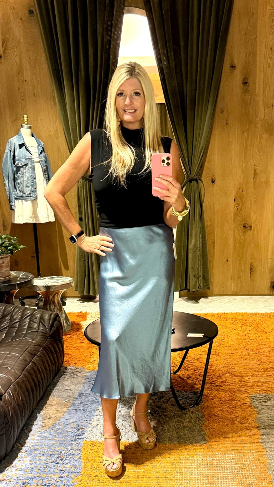 Leslie is wearing a Medium in the Top and Skirt  

#LTKover40 #LTKVideo