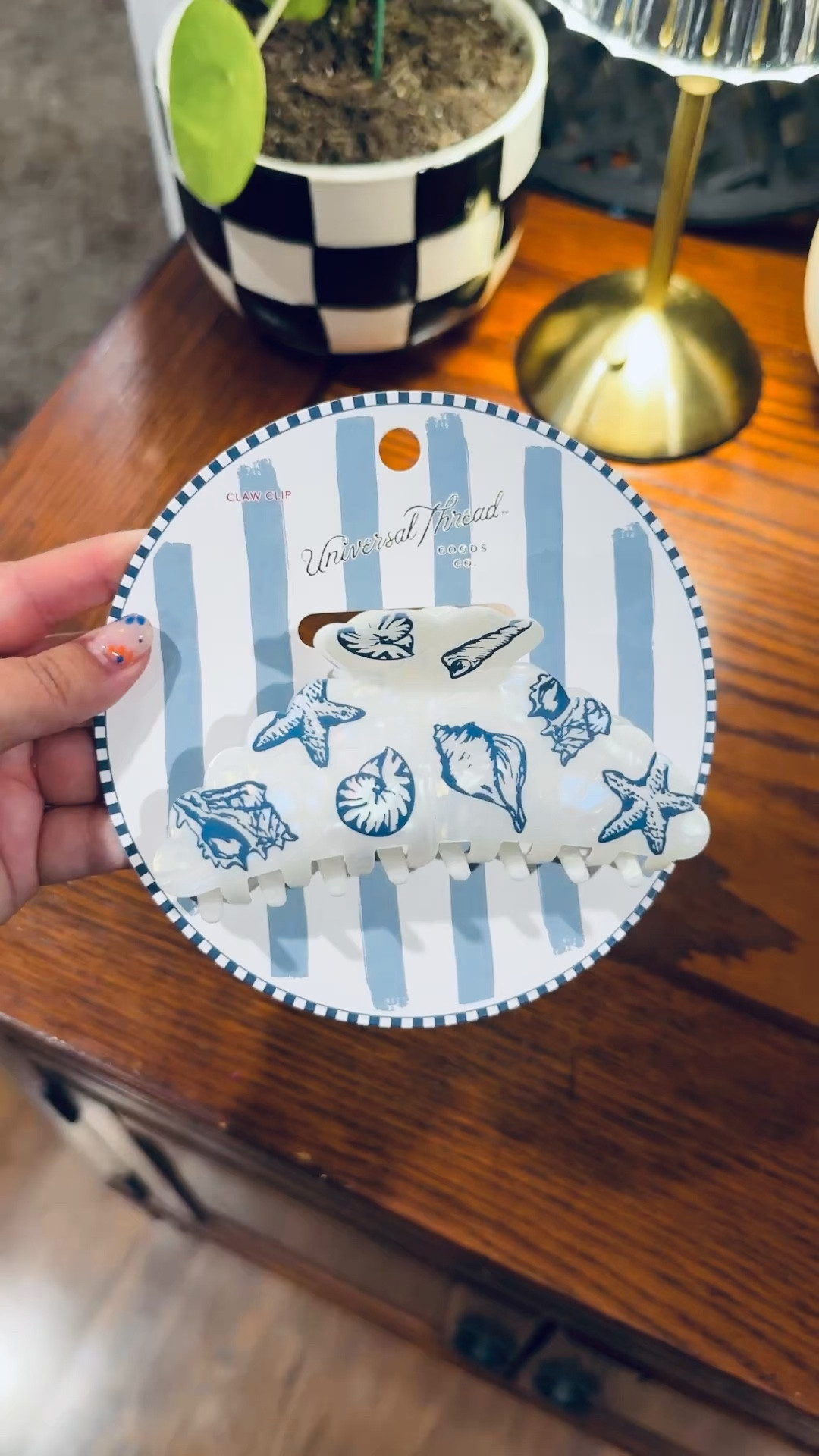 Less than two weeks until I’m off to the beach so you know the coastal cutie accessories are calling my name! 

 
