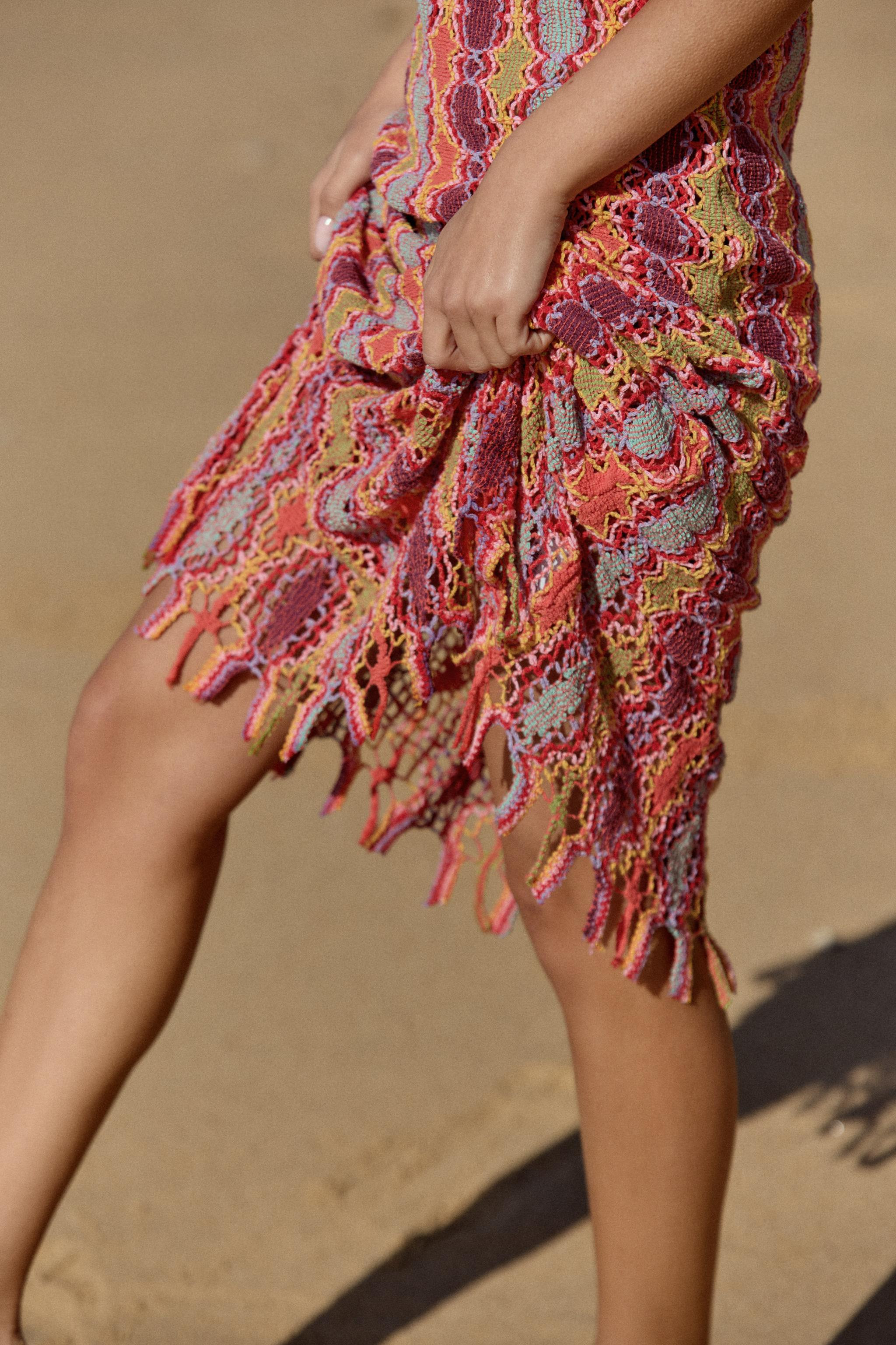 Long dress with round neckline and wide straps. Fringed hem. | Zara US