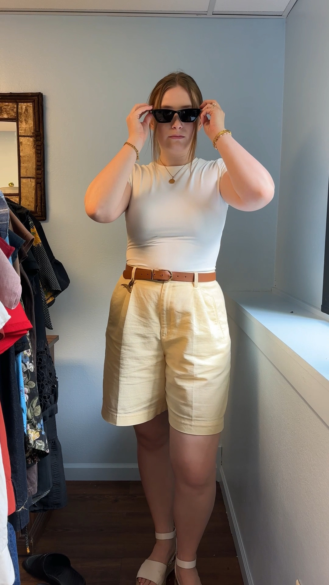 Is there anything better than Butter Yellow & Coffee?

#LTKLinen #LTKModest 