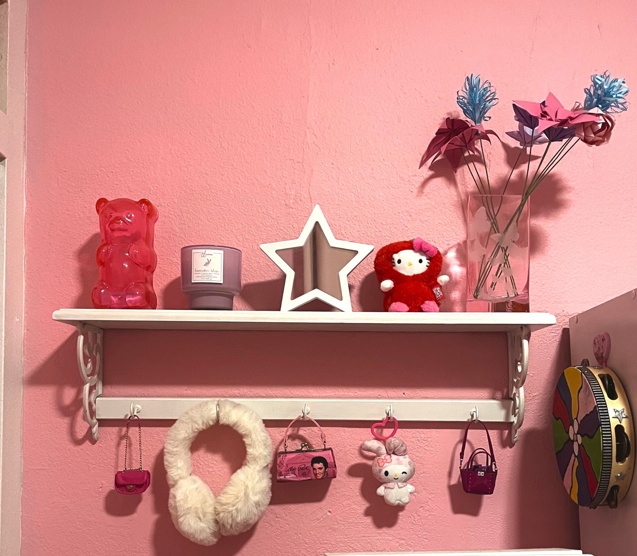 put up a new shelf in my bedroom! 

#LTKHome