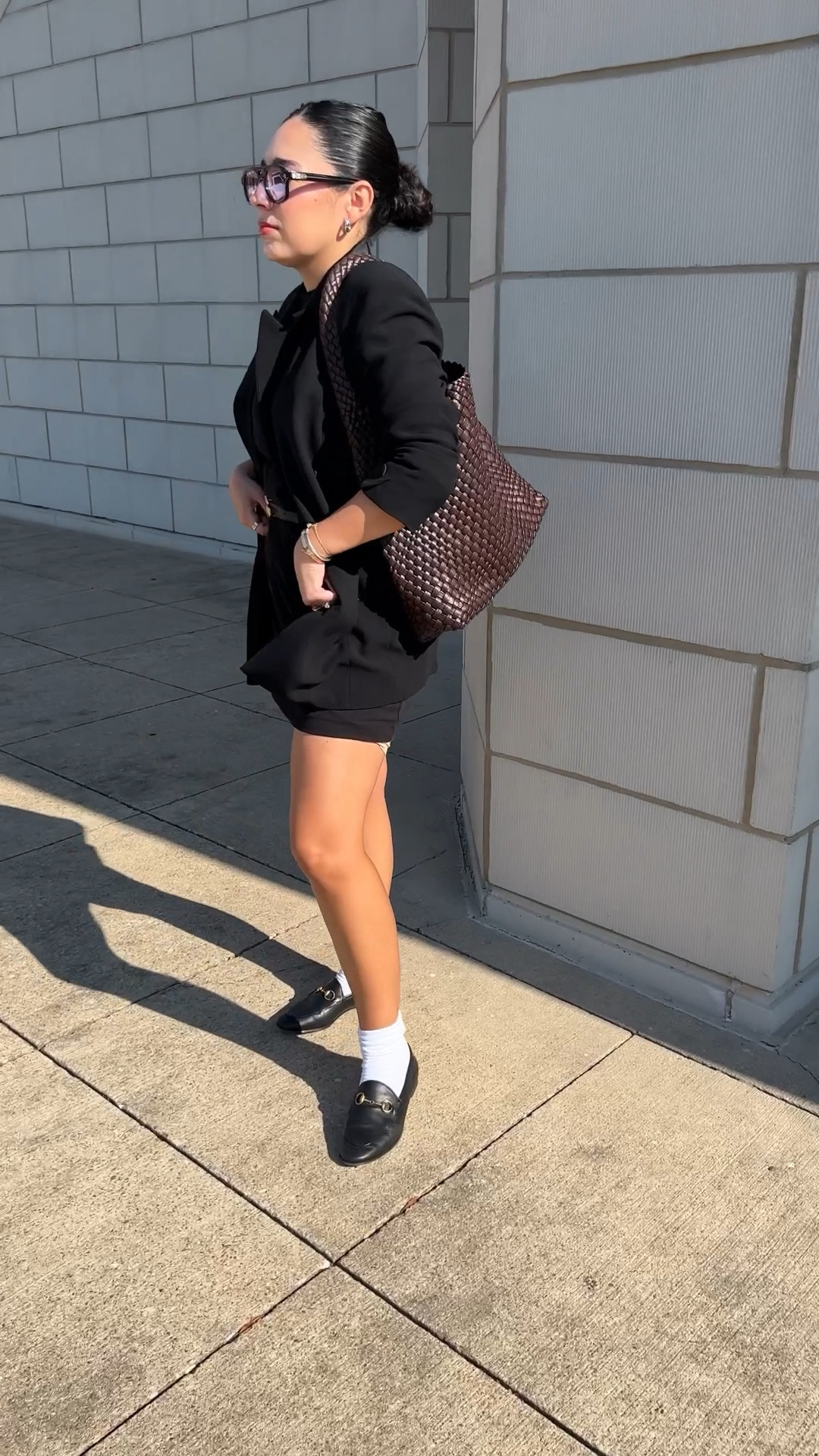 #ad
Channeling fall with Melie Bianco! 🤎
I’ve been wearing the Indigo Brigitte bag on repeat the past week! It can be dressed up or down, and the shade of blue makes it easy to pair with fall neutrals! 
The Espresso Johanna is a great catch all bag and even comes with a pouch for all of  your essentials. The best part? My laptop fits so it’ll be perfect for those coffee shop work sessions.
I’m already eying the red Brigitte. 🫣

#ad #meliebianco #fallfashion #falltrends



#LTKitbag