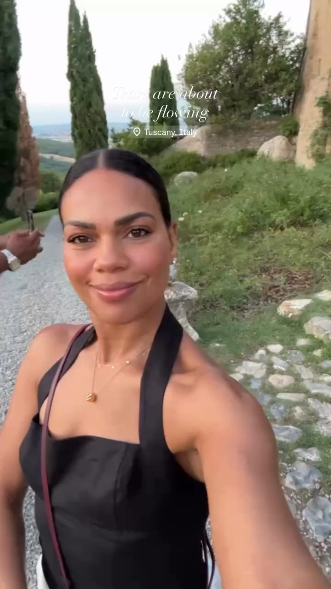 Not these views making me tear up😭 I’ve worn this linen top so much during this trip!

#LTKTravel #LTKFindsUnder50 #LTKOver40