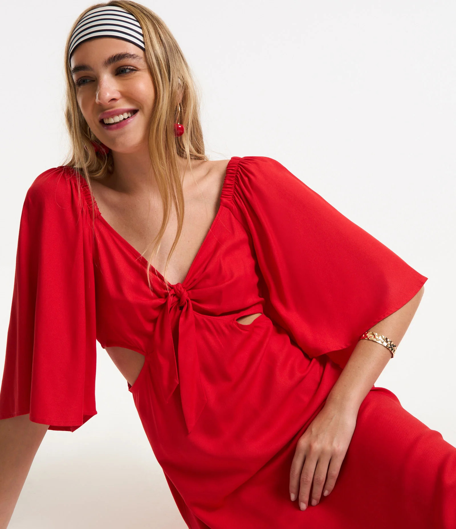 Vestido New Midi em Viscose com Manga Ampla com Amarração no Busto Vermelho - Lojas Renner | Renner (BR)