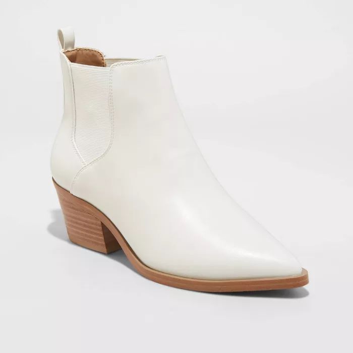 Women's Rosemary Chelsea Boots - Universal Thread™ | Target