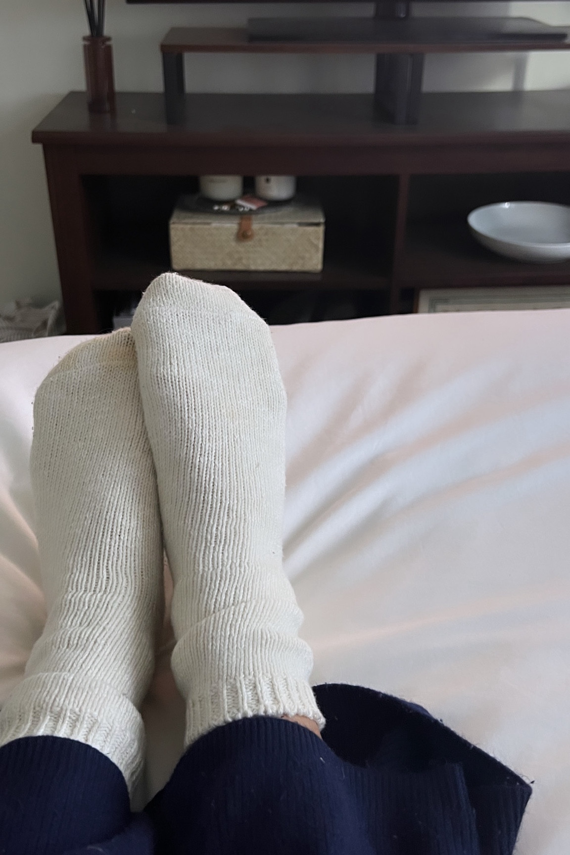 Adding to my list of sock obsessions — the aritzia cozy sock 🧦

#LTKfindsunder50 #LTKGiftGuide #LTKhome