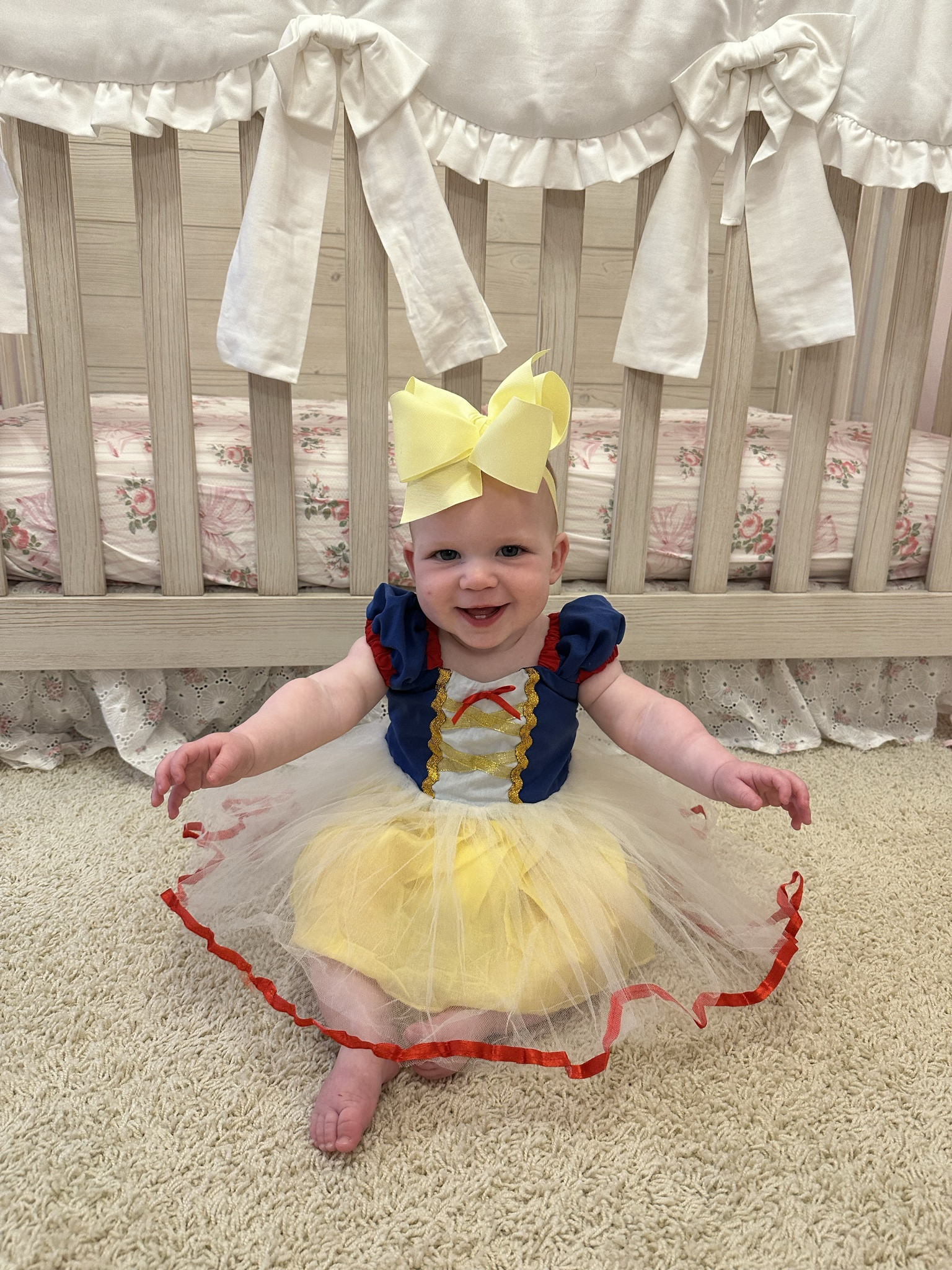 The sweetest Snow White baby princess dress! Goes up to size 7 so perfect for big girls and toddler girls as well! 

Disney princess / baby princess dress / toddler princess dress / girl princess dress / Disney baby outfit 

#LTKBaby