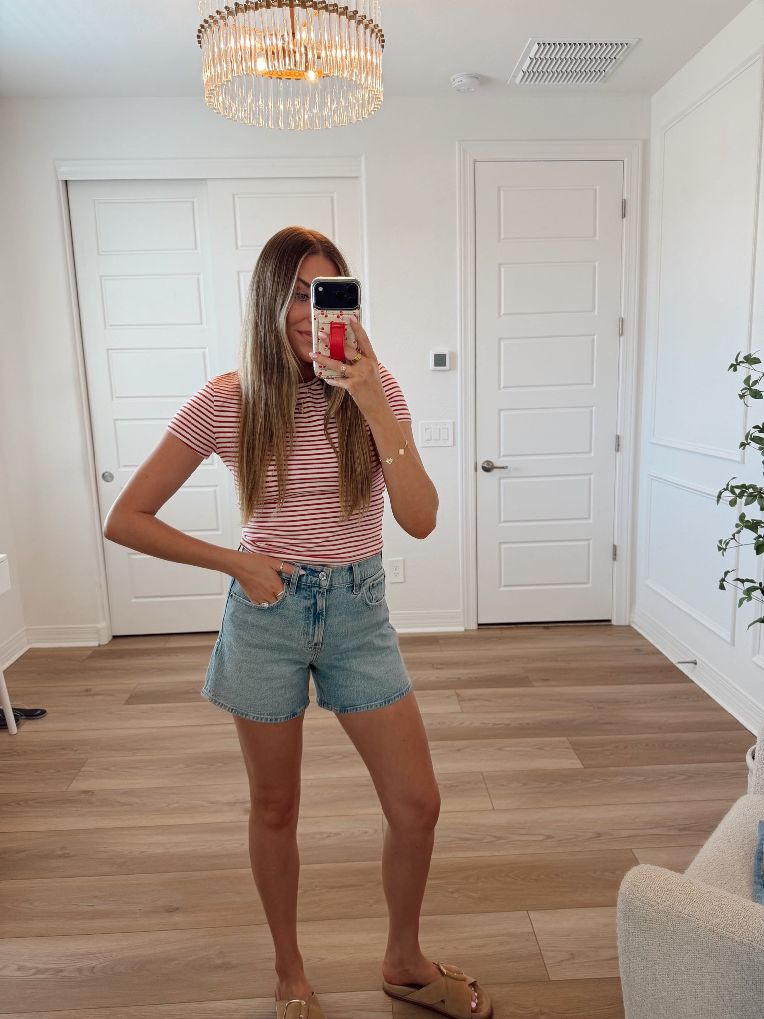 @abercrombie dad shorts & tee on sale + extra 15% off with code AFSUMMER! Wearing a size 27 shorts and small tee