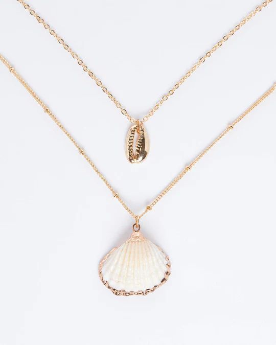 Sandy Treasures Layered Shell Necklace | VICI Collection