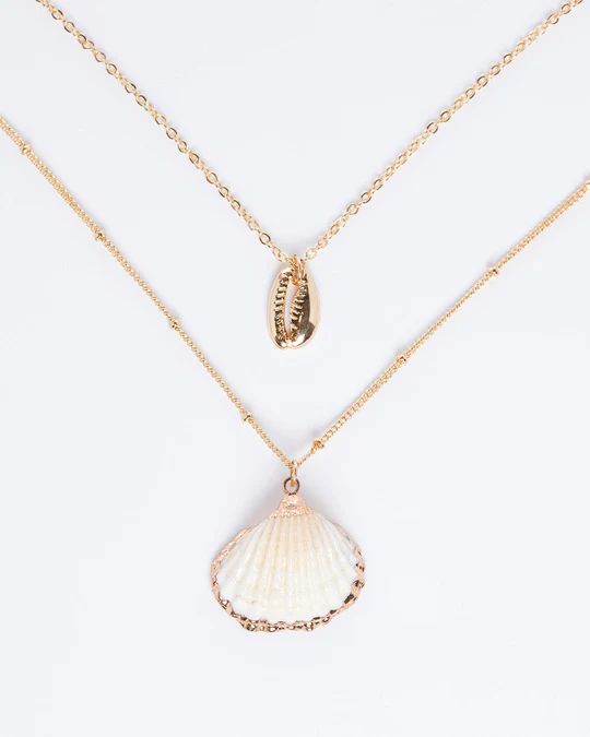 Sandy Treasures Layered Shell Necklace | VICI Collection