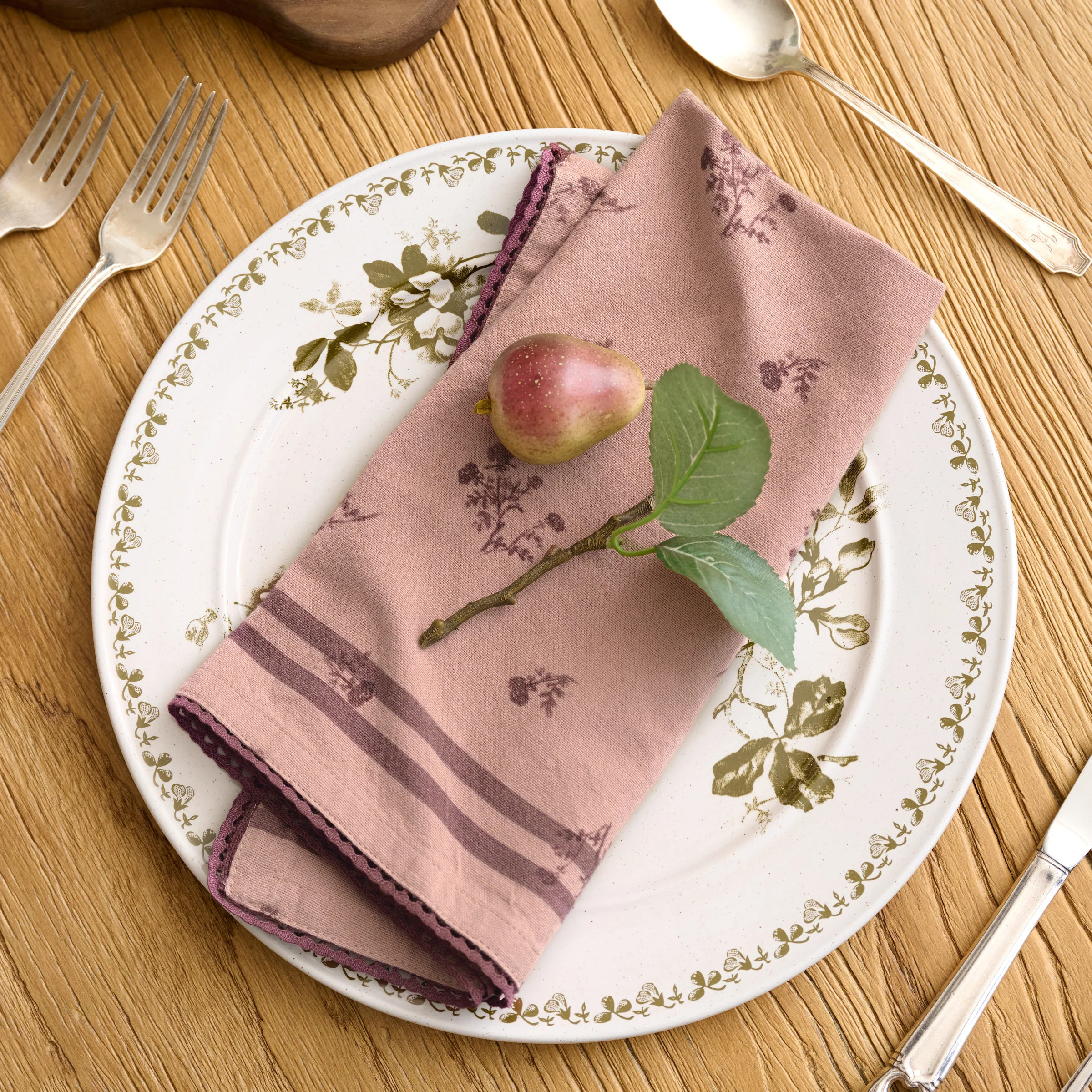 Magnolia Blush Ditsy Rose Napkin Set of Four | Magnolia