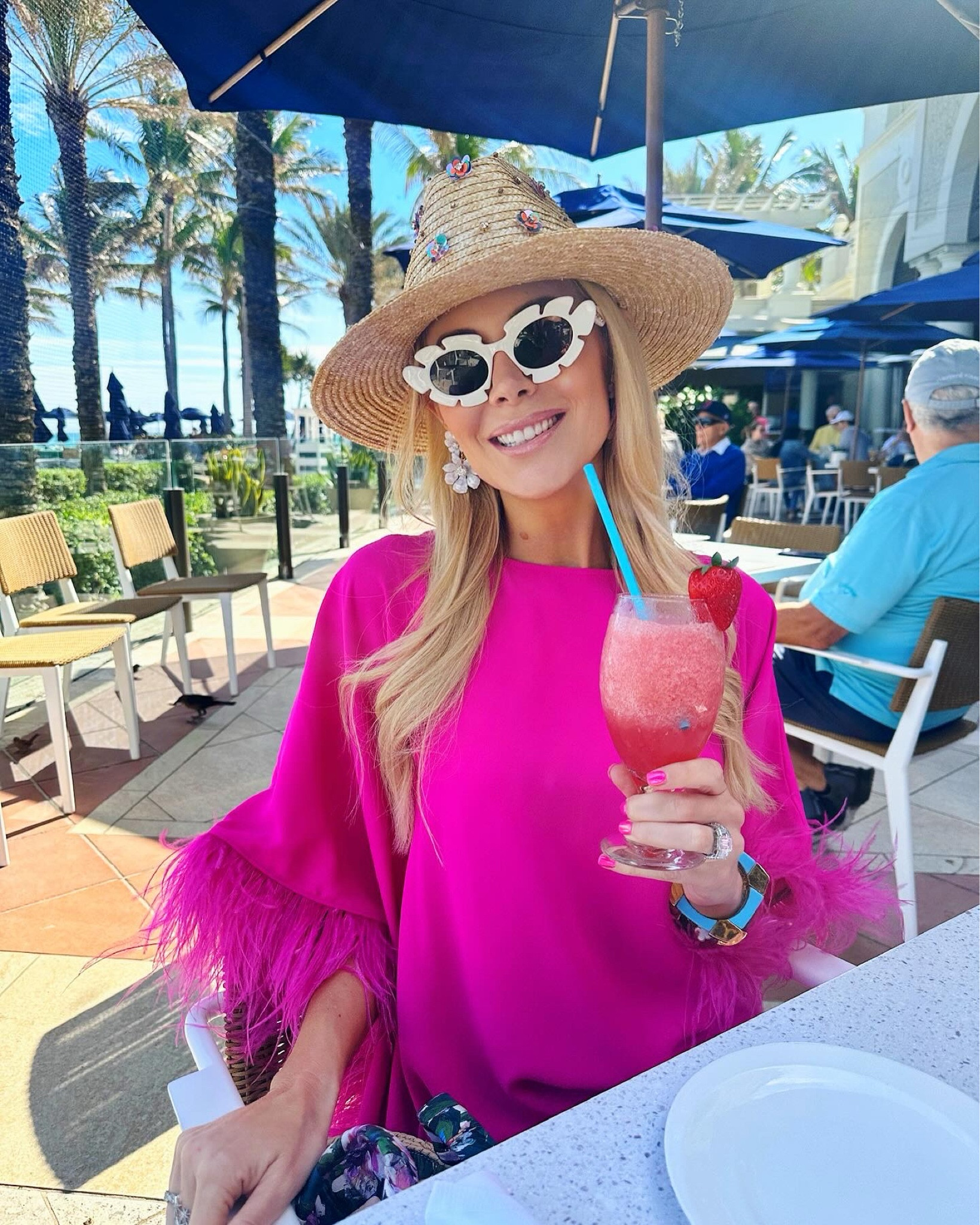Life’s better in Pink & Palm Springs 💖🍹🌴

#LTKover40 #LTKSeasonal #LTKtravel
