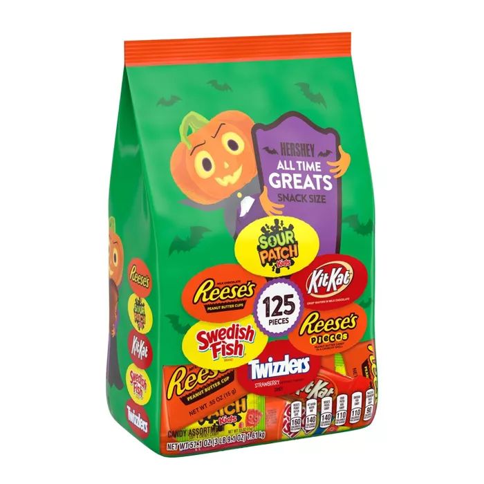 Reese's, KitKat, Twizzlers, Sour Patch, Sweedish Fish Halloween Candy Variety Pack - 57.1oz/125ct | Target