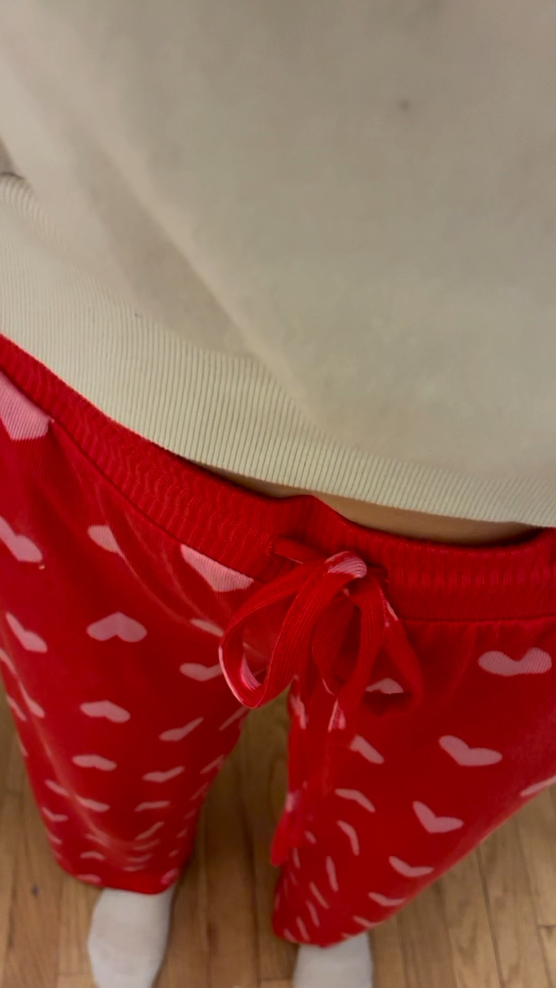 Bye bye Christmas PJs and hellllooo Valentine’s Day! Incredibly soft and cozy- grab yours for less than $12 before they sell out. 

#LTKOver40 #LTKSeasonal #LTKFindsUnder50