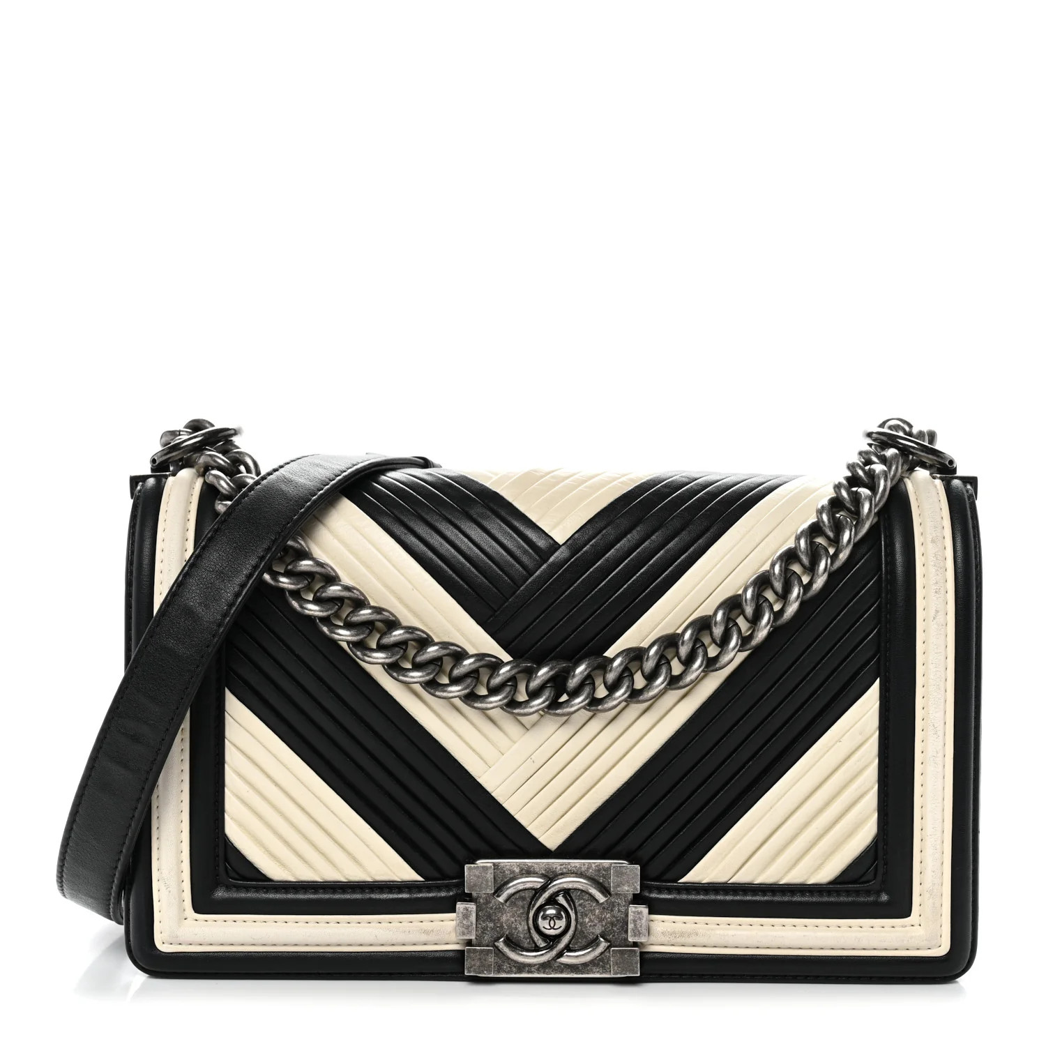 This product's condition is "Shows Wear".


  
    
      New
    
    
      Excellent
    
    ... | FASHIONPHILE (US)