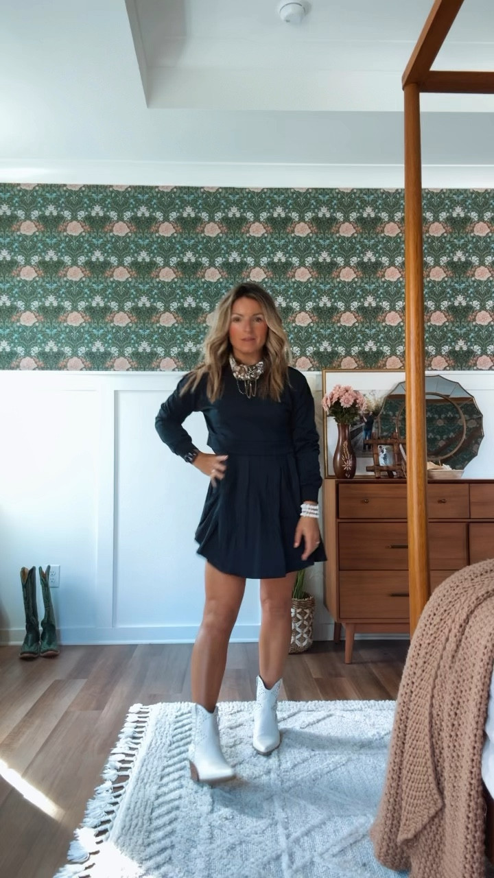 Super versatile dress!! Dress up or dress down!! 

#LTKSaleAlert #LTKOver40 #LTKShoeCrush