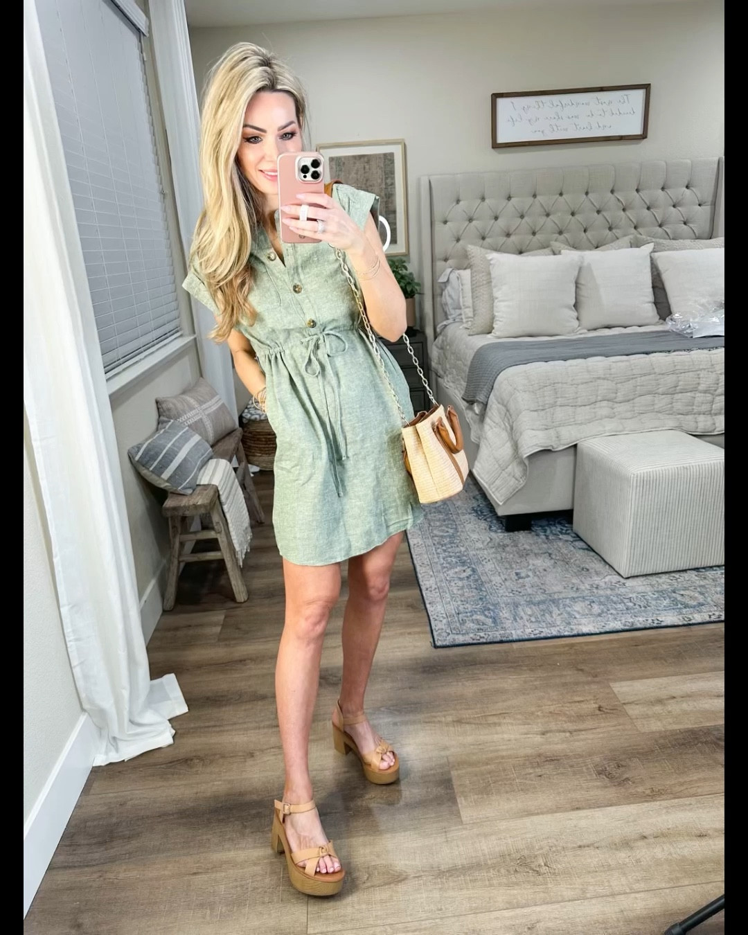 T-shirt dress
Teacher dress
Workwear dress
Size xsmall


#LTKFind #LTKworkwear #LTKunder50