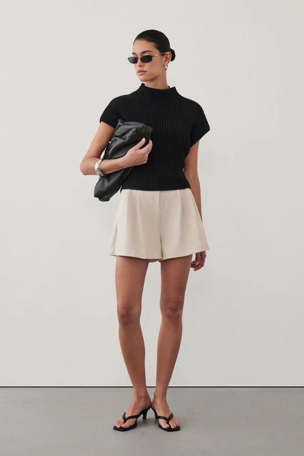CYRUS NATURAL TAILORED SHORT | DISSH