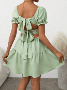 SHEIN Relaxiva Women's Vacation Solid Color Back Knot Mini Dress With Puff Sleeves & Ruffle Hem | SHEIN