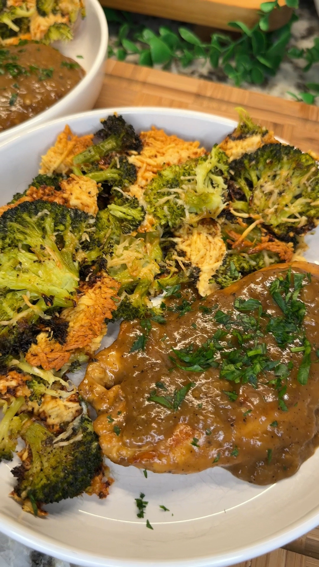 you need to add these parmesan smashed broccoli crisps to your dinner rotation🥦🧀paired with tender chicken & gravy- the perfect different dinner idea!

Ingredients:
- 1 large chicken breast, cut in half (season with salt, pepper, onion powder, garlic powder, paprika)
- 1 tbsp olive oil
- 3 cloves garlic, minced
- 1/2 yellow onion, diced
- 2 tbsp flour
- 2 cups chicken broth
*let simmer for about 15-20 minutes until sauce thickens to gravy consistency

parmesan broccoli crisps:
- 1-2 heads broccoli
*boil for 12-15 minutes until soft, remove and let dry
- 2 cups Parmesan, shredded
- drizzle olive oil
- about 1 tsp salt and 1 tsp pepper
*bake at 425°F for 20-25 minutes until crispy

#easydinnerideas #foodie #kitchenfavorites #homechef

#LTKHome #LTKFamily #LTKFindsUnder50