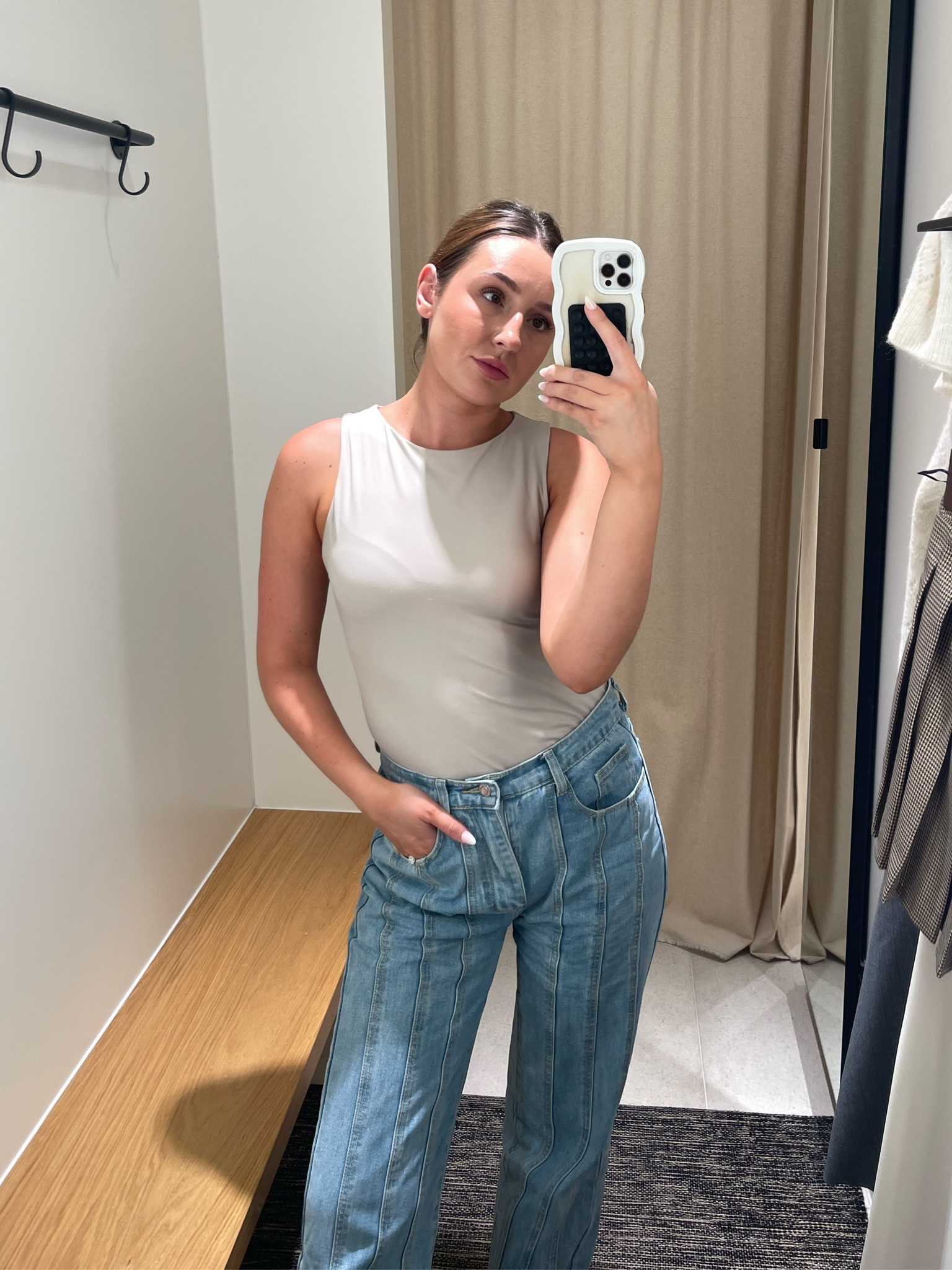 Front seam jeans 🤍 perfect for autumn 

#LTKuk #LTKeurope #LTKautumn