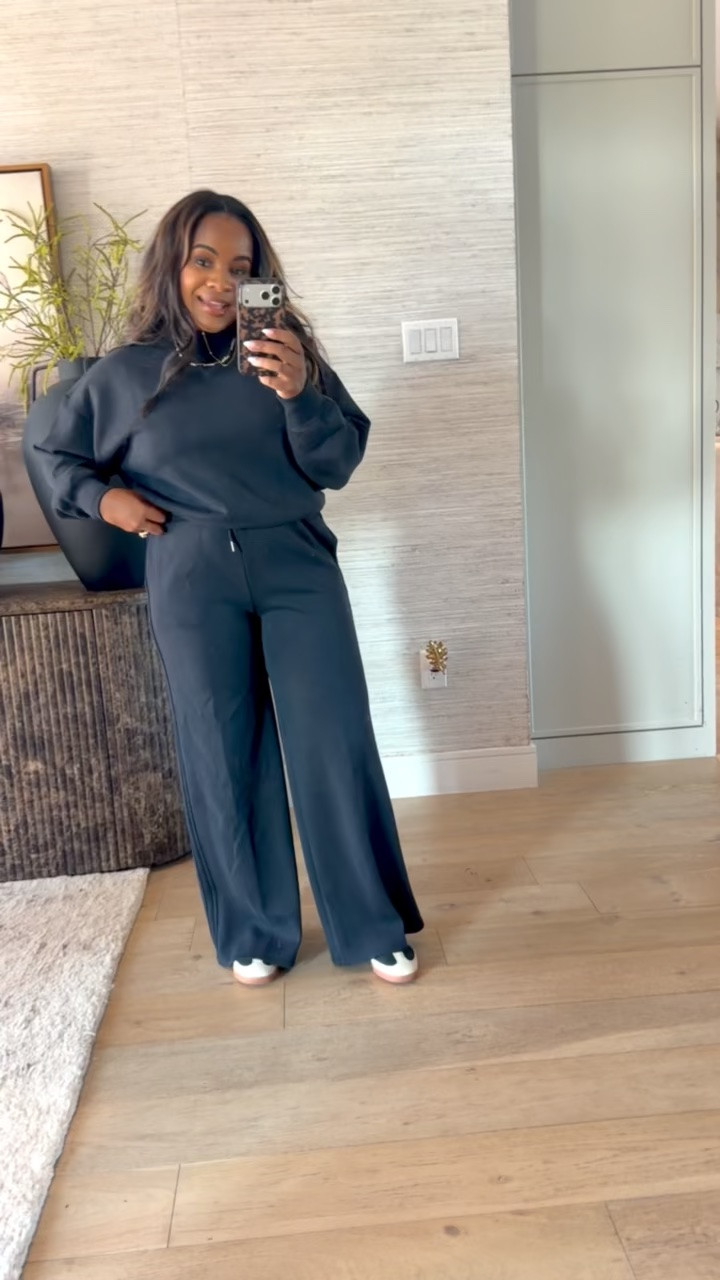This new target set is everything 🤩 Need it in every color! Top is on sale for $18 and bottoms are $21! 

#LTKootd #LTKfitnessgoals #LTKMidsize